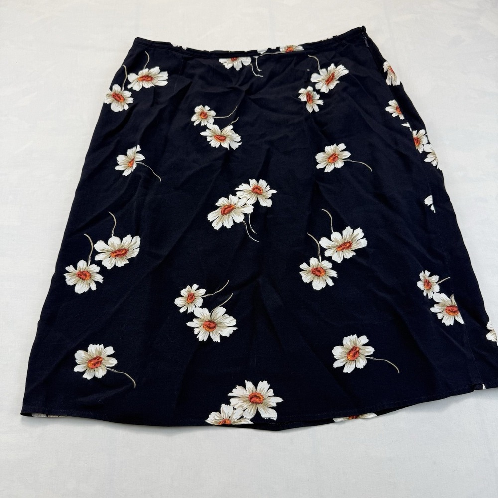 Liz Claiborne Lizsport Women's Size 10 Navy Daisy Floral A-Line Skirt Rayon